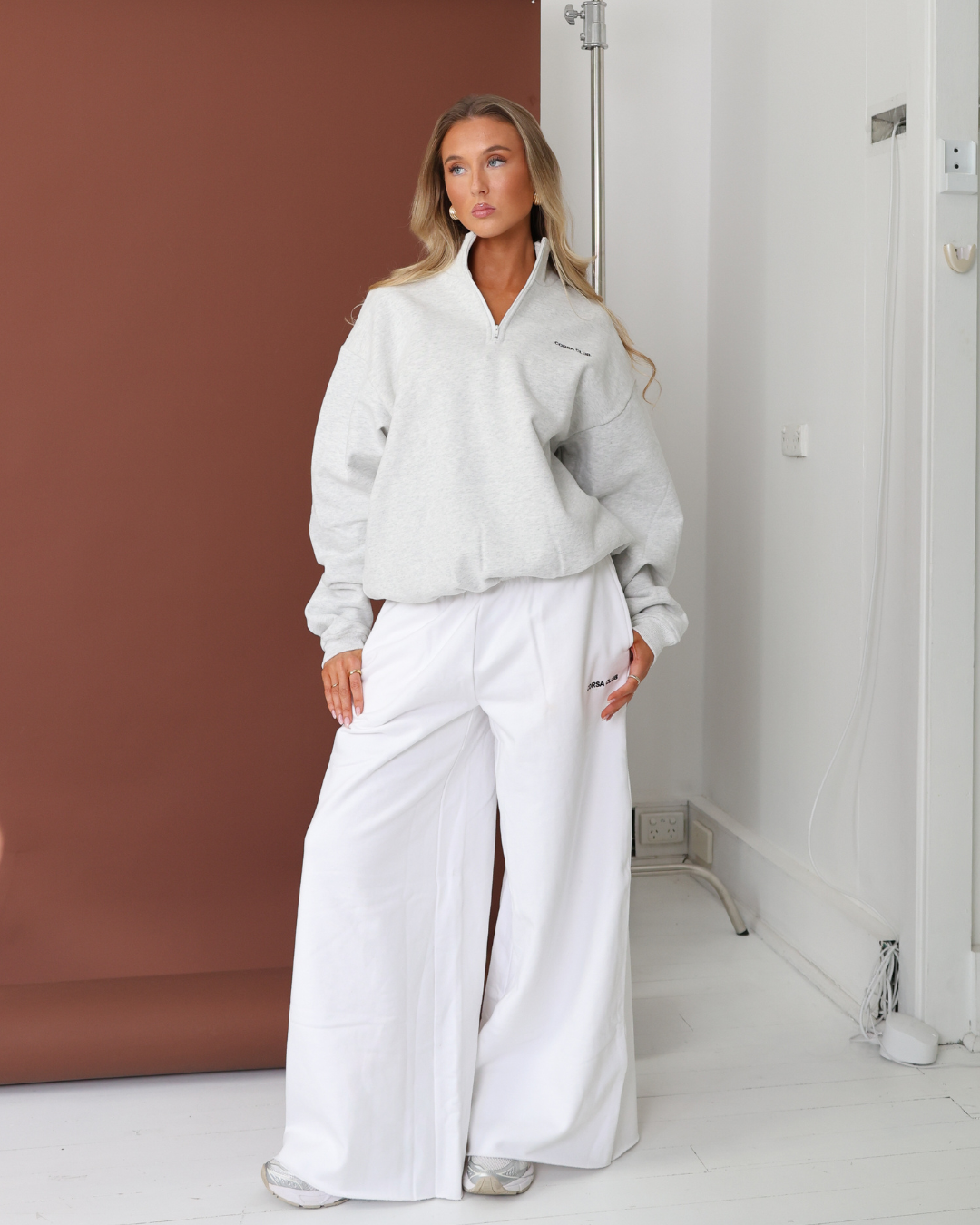 QUARTER ZIP
